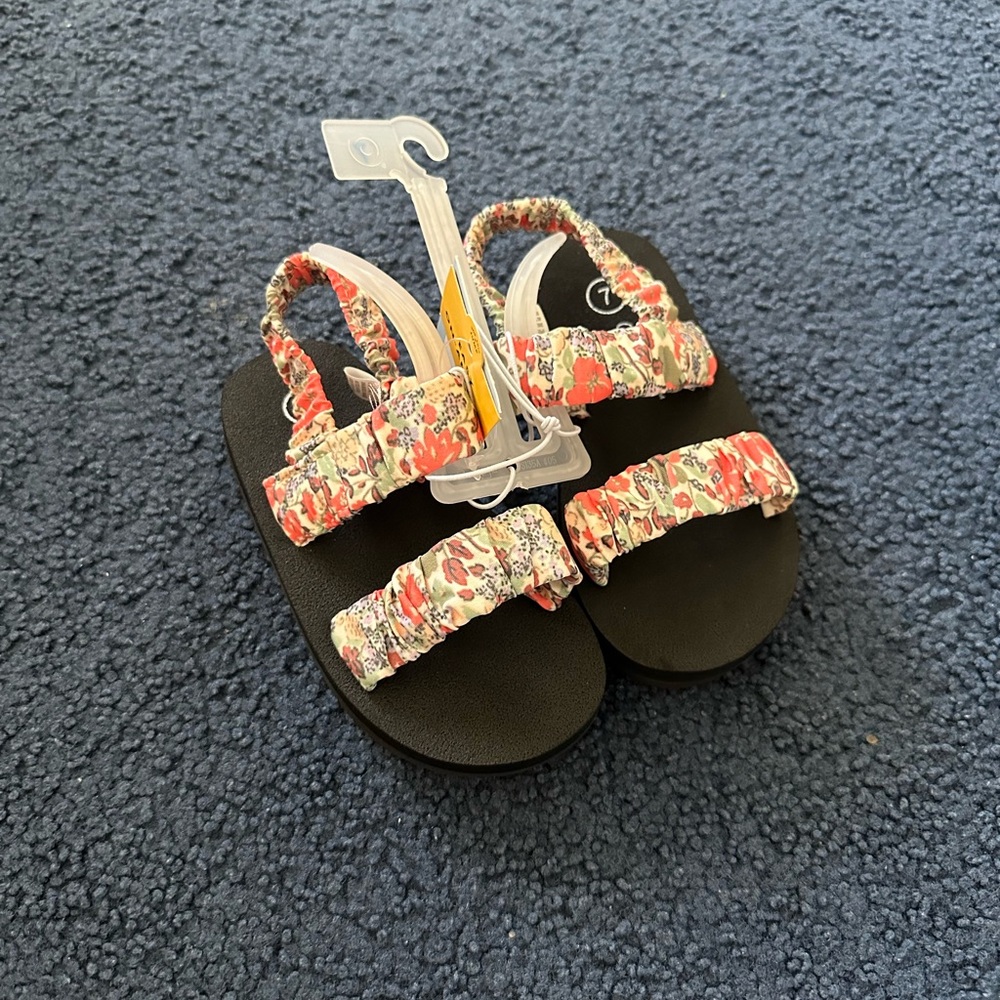 Cat & Jack Little Girls Sandals Size 7